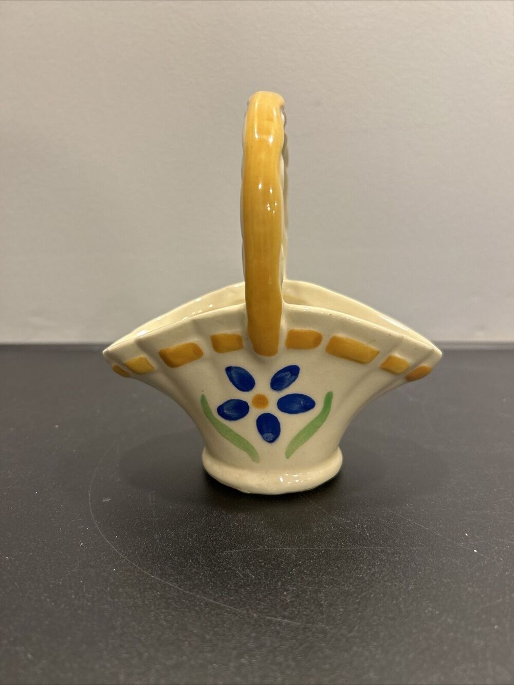 Vintage Shawnee USA Ceramic Basket #640 Hand Painted Flower Candy Dish